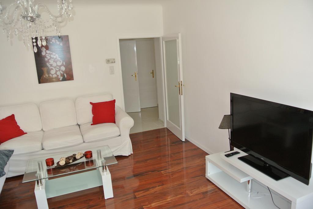 Apartament Paradies - U1 Station Altes Landgut Wiedeń