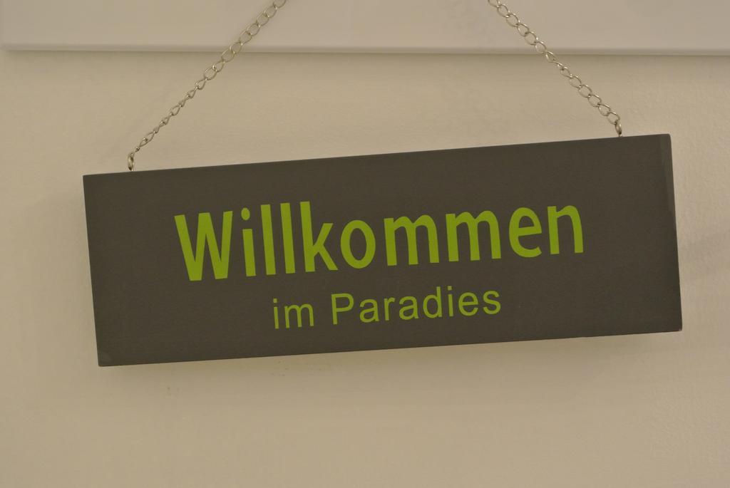 Paradies - U1 Station Altes Landgut Appartamento