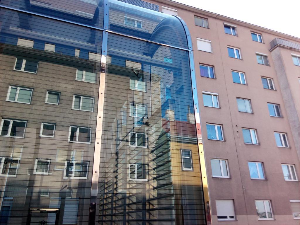 Paradies - U1 Station Altes Landgut Appartamento *